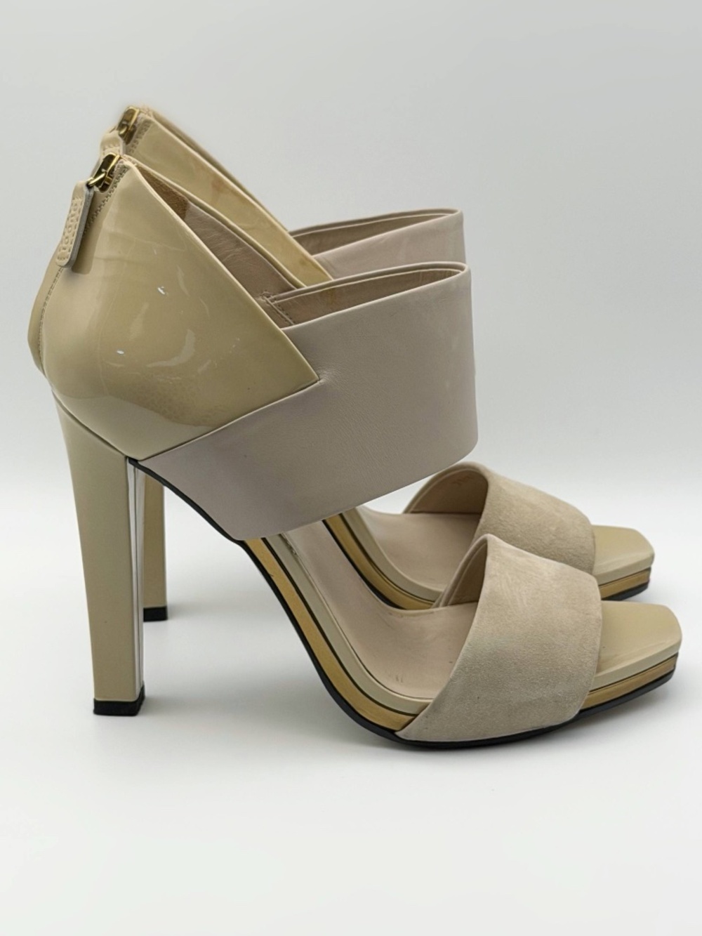 Gucci Beige Cream Patent Leather Slingback Sandals & Suede Vamp Open Toe Heel Mu